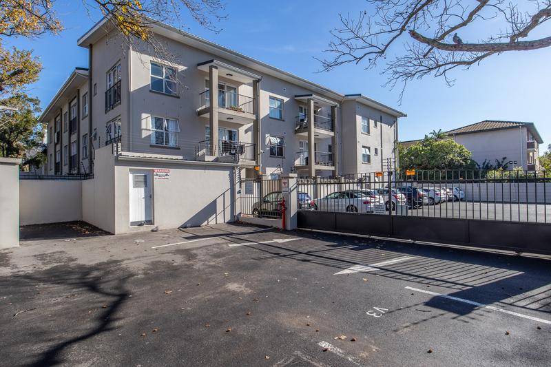 2 Bedroom Property for Sale in Kenilworth Western Cape